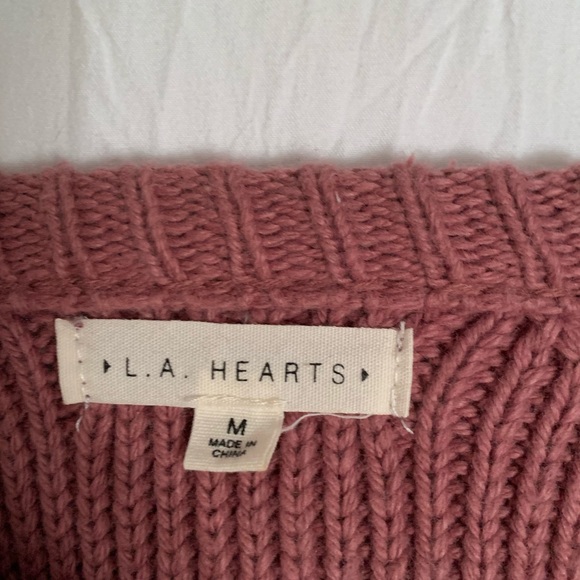 L.A. Hearts Sweater - Picture 3 of 3